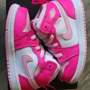 Jordan Mid 1 Soft Pink Fierce Pink Size 7c |New in box